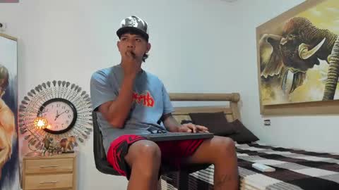 mr_stiven_ online show from May 21, 2:51 am