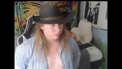 Snapshot of mr_strawberry chatting on September 28, 6:02 pm mr_strawberry online show from September 28, 6:02 pm