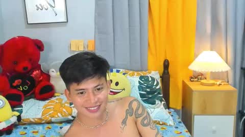 KYLE online show from March 9, 2:32 pm