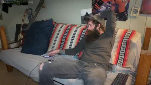 Snapshot of mr_valdor chatting on November 24, 12:21 am Valdor online show from November 24, 12:21 am