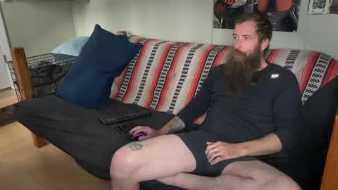 Snapshot of mr_valdor chatting on May 3, 5:52 pm Valdor online show from May 3, 5:52 pm