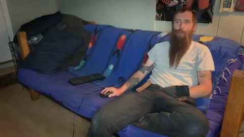 Snapshot of mr_valdor chatting on May 19, 2:51 am Valdor online show from May 19, 2:51 am