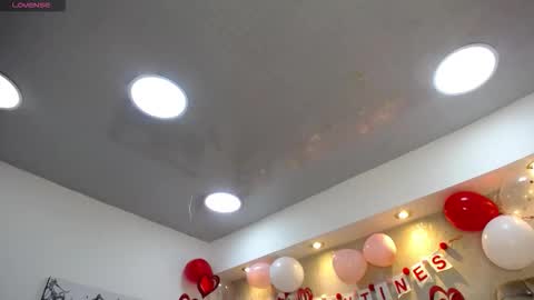 williseo online show from February 15, 7:32 pm