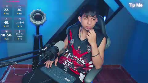 Snapshot of mralpha_latino chatting on July 25, 8:12 am Alpha LATINO online show from July 25, 8:12 am