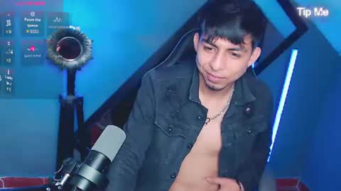 Snapshot of mralpha_latino chatting on July 28, 4:16 pm Alpha LATINO online show from July 28, 4:16 pm