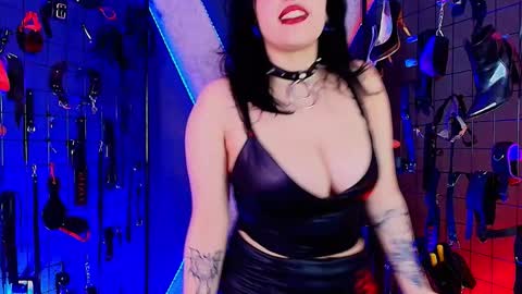 mranii_queen_bdsm_ online show from January 6, 3:43 am