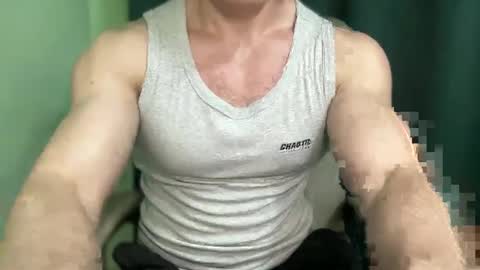 Mrbiceps23 online show from December 13, 2:38 pm