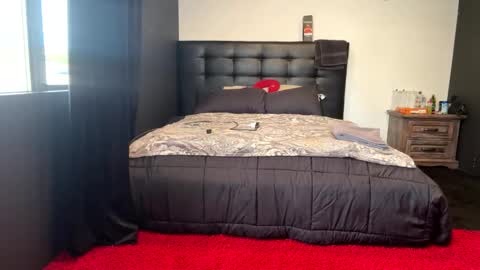 MrBigDThomas online show from March 22, 4:32 pm