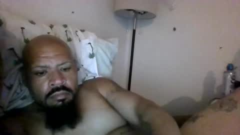 mrbiggs1077777 online show from November 17, 7:19 pm