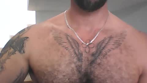 Snapshot of mrbighairychest chatting on June 16, 5:04 pm Darien online show from June 16, 5:04 pm