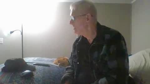 mrbill55 online show from February 9, 11:58 am