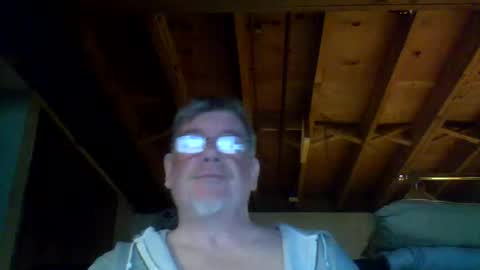 Snapshot of mrblade666 chatting on February 18, 12:17 am mrblade666 online show from February 18, 12:17 am