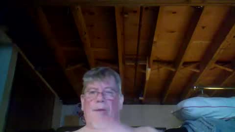 Snapshot of mrblade666 chatting on March 11, 1:22 am mrblade666 online show from March 11, 1:22 am