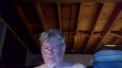 Snapshot of mrblade666 chatting on April 16, 11:51 pm mrblade666 online show from April 16, 11:51 pm