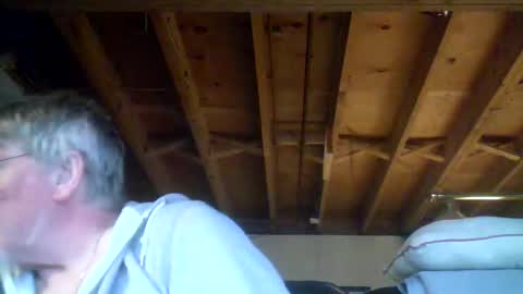 Snapshot of mrblade666 chatting on April 18, 12:42 pm mrblade666 online show from April 18, 12:42 pm