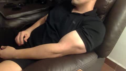 Mr Bree online show from January 6, 1:20 am