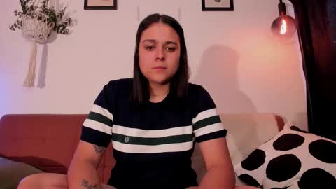 Laura online show from January 6, 9:29 pm