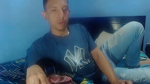 Snapshot of mrchrisdaniel chatting on September 28, 4:34 pm Christtofer online show from September 28, 4:34 pm