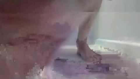 mrdee684945 online show from December 21, 5:20 pm