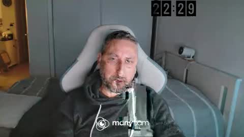 mrdr000 online show from March 22, 9:29 pm