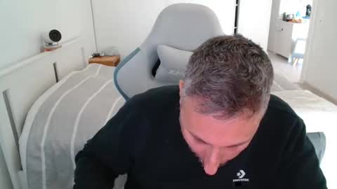 mrdr000 online show from April 24, 10:39 am