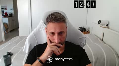 Snapshot of mrdr0o0o chatting on November 18, 11:47 am mrdr0o0o online show from November 18, 11:47 am