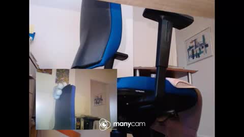 MrJohnsen1975 online show from February 22, 2:37 pm