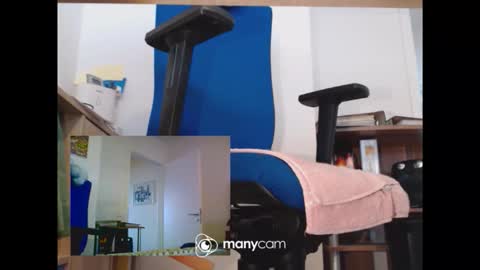 Snapshot of mrduplo1975 chatting on April 1, 2:58 pm MrJohnsen1975 online show from April 1, 2:58 pm