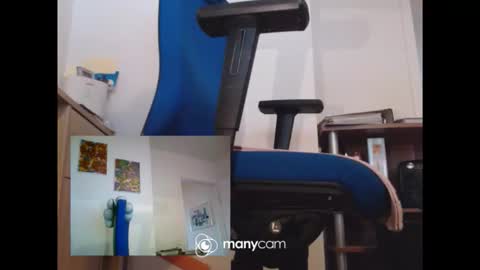 Snapshot of mrduplo1975 chatting on April 19, 5:12 pm MrJohnsen1975 online show from April 19, 5:12 pm