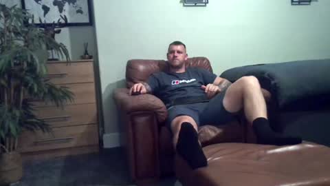 mrengland86566 online show from June 14, 10:34 pm