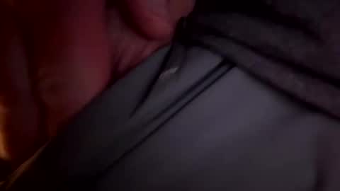 mreric_210 online show from October 24, 4:42 am