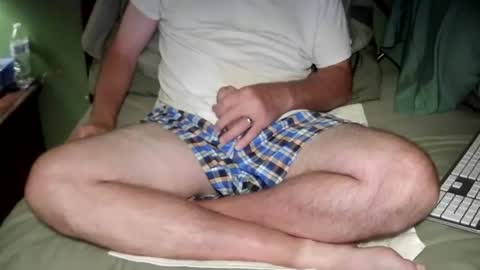 mrericsmith  email hidnnn online show from July 23, 11:46 pm