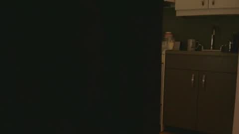 IwantU2WatchME online show from March 8, 3:38 pm