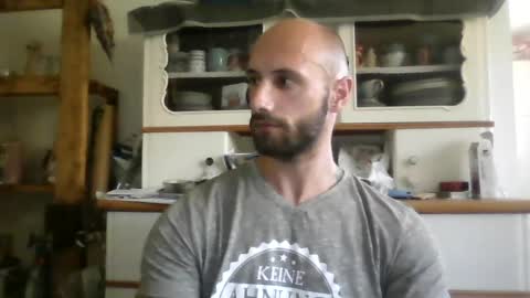 mrga591904 online show from June 28, 9:04 am