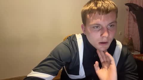 Max online show from October 9, 7:12 pm