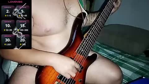 Snapshot of mrjamesbrazilianhotshybear94 chatting on January 15, 1:05 pm mrjamesbrazilianhotshybear94 online show from January 15, 1:05 pm