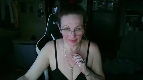 mrjshquinn online show from February 9, 12:58 am