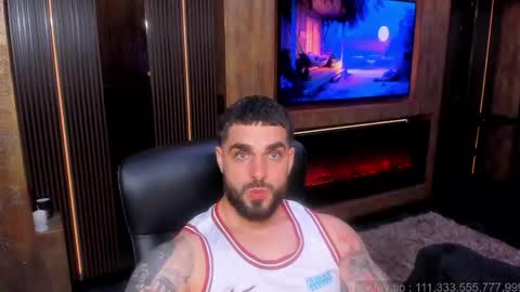 Snapshot of mrkarlhot99 chatting on June 3, 6:35 pm mrkarlhot99 online show from June 3, 6:35 pm