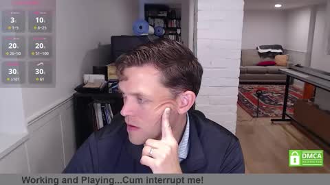 Snapshot of mrkenridge chatting on May 15, 1:40 pm mrkenridge online show from May 15, 1:40 pm