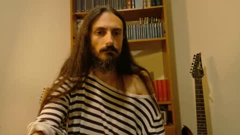 Snapshot of mrkurt86 chatting on December 5, 6:33 pm mrkurt86 online show from December 5, 6:33 pm
