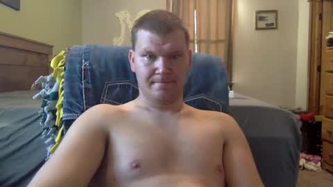 Snapshot of mrlongm8 chatting on November 19, 2:28 pm mrlongm8 online show from November 19, 2:28 pm