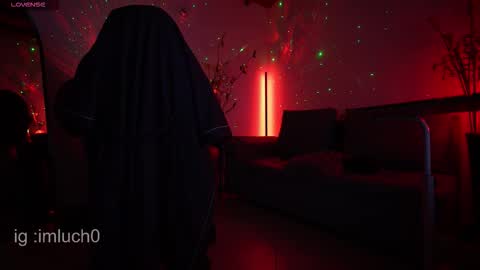 Snapshot of mrlouiss chatting on November 9, 11:03 pm Luis Instagram online show from November 9, 11:03 pm