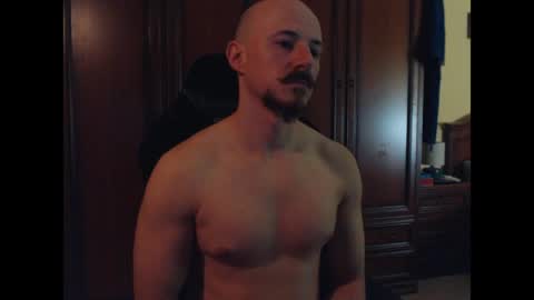 Snapshot of mrman0223 chatting on April 10, 4:33 pm Antony online show from April 10, 4:33 pm