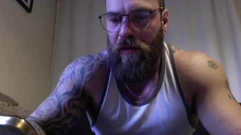 Snapshot of mrmsnow chatting on February 1, 9:43 am Mr Snow online show from February 1, 9:43 am