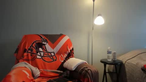 Snapshot of mromg007 chatting on February 16, 8:27 pm mromg007 online show from February 16, 8:27 pm