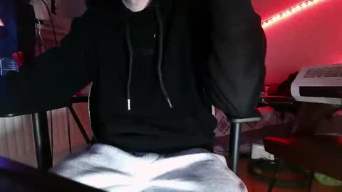 MrRogue online show from November 17, 5:30 pm