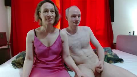 Snapshot of mrs_velvet_vixen_and_mr_stud chatting on March 2, 8:32 am Mrs Velvet Vixen online show from March 2, 8:32 am