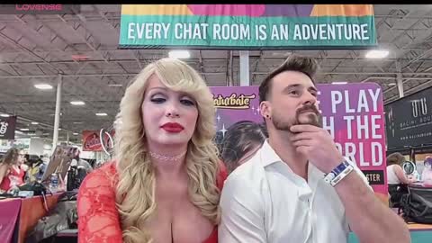 MrsKellyPierce online show from December 6, 11:57 pm