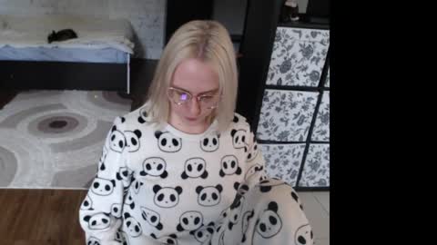 Sasha online show from April 26, 8:23 am