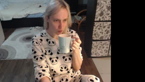 Sasha online show from June 3, 1:52 am